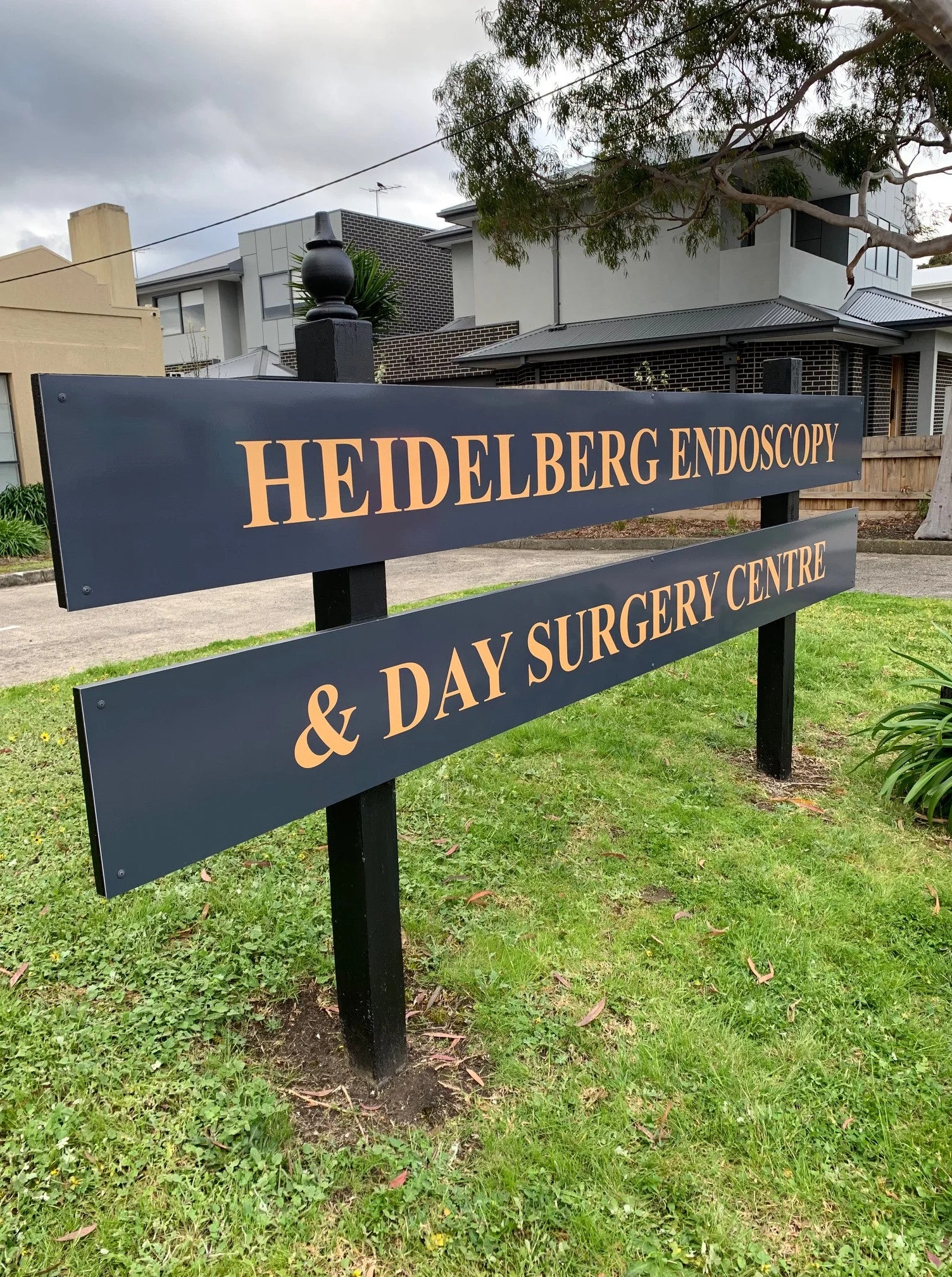 Front Signage - Heidelberg Endoscopy & Day Surgery Centre
