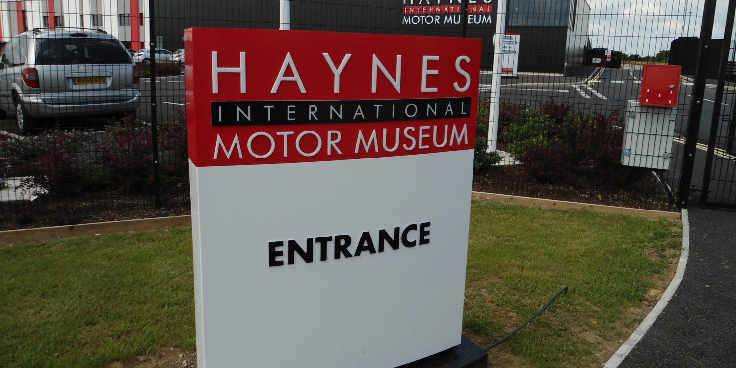 Outdoor Signs