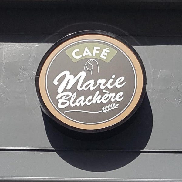 enseigne-ronde-lumineuse-led-marie-blachere-by-signarama-montpellier