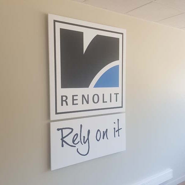 logo-relief-signaletique-interieure-3d-by-signarama-montpellier-enseigne