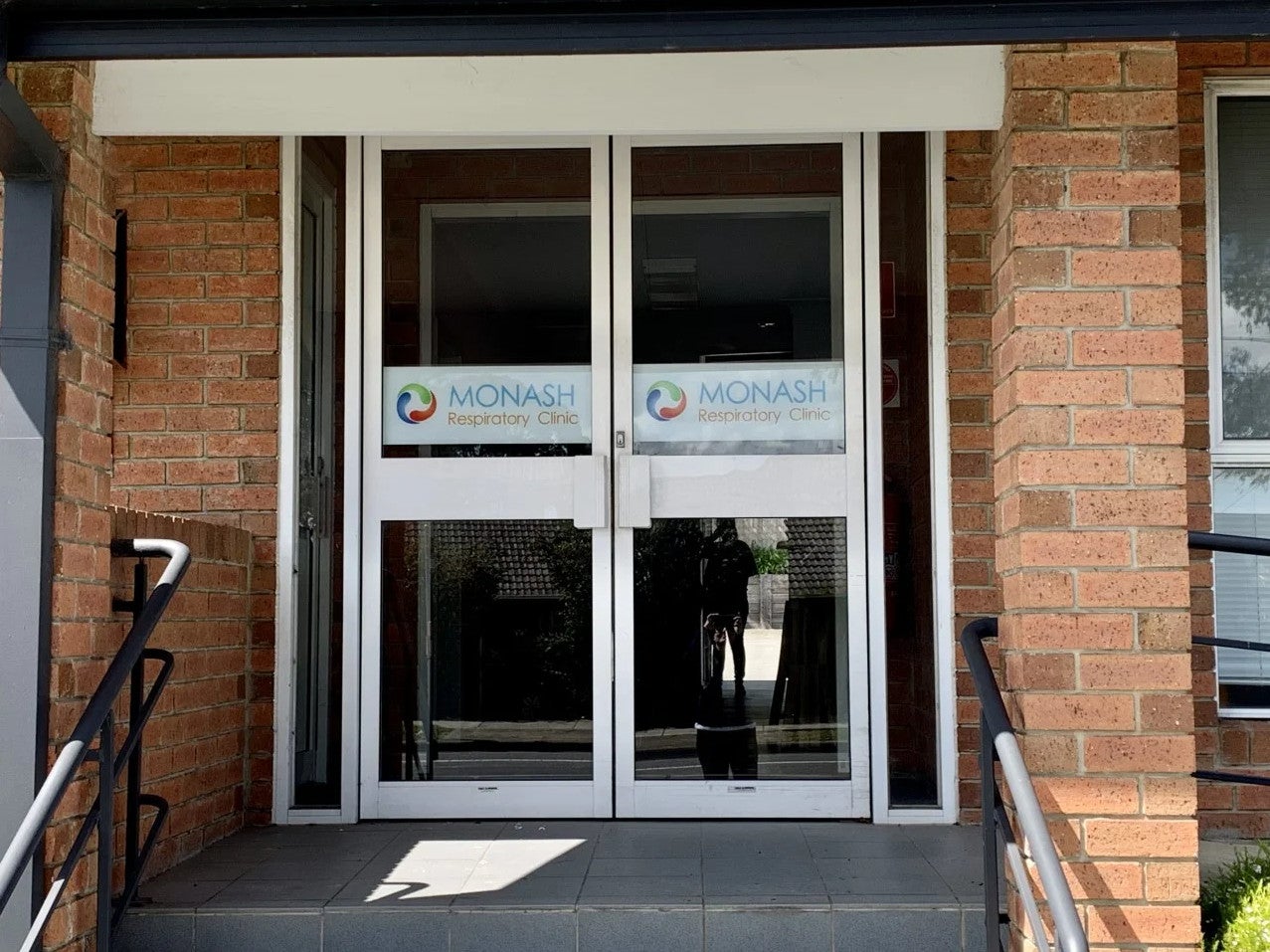 Medical Signage - Monash Respiratory Clinic - Mount Waverley.