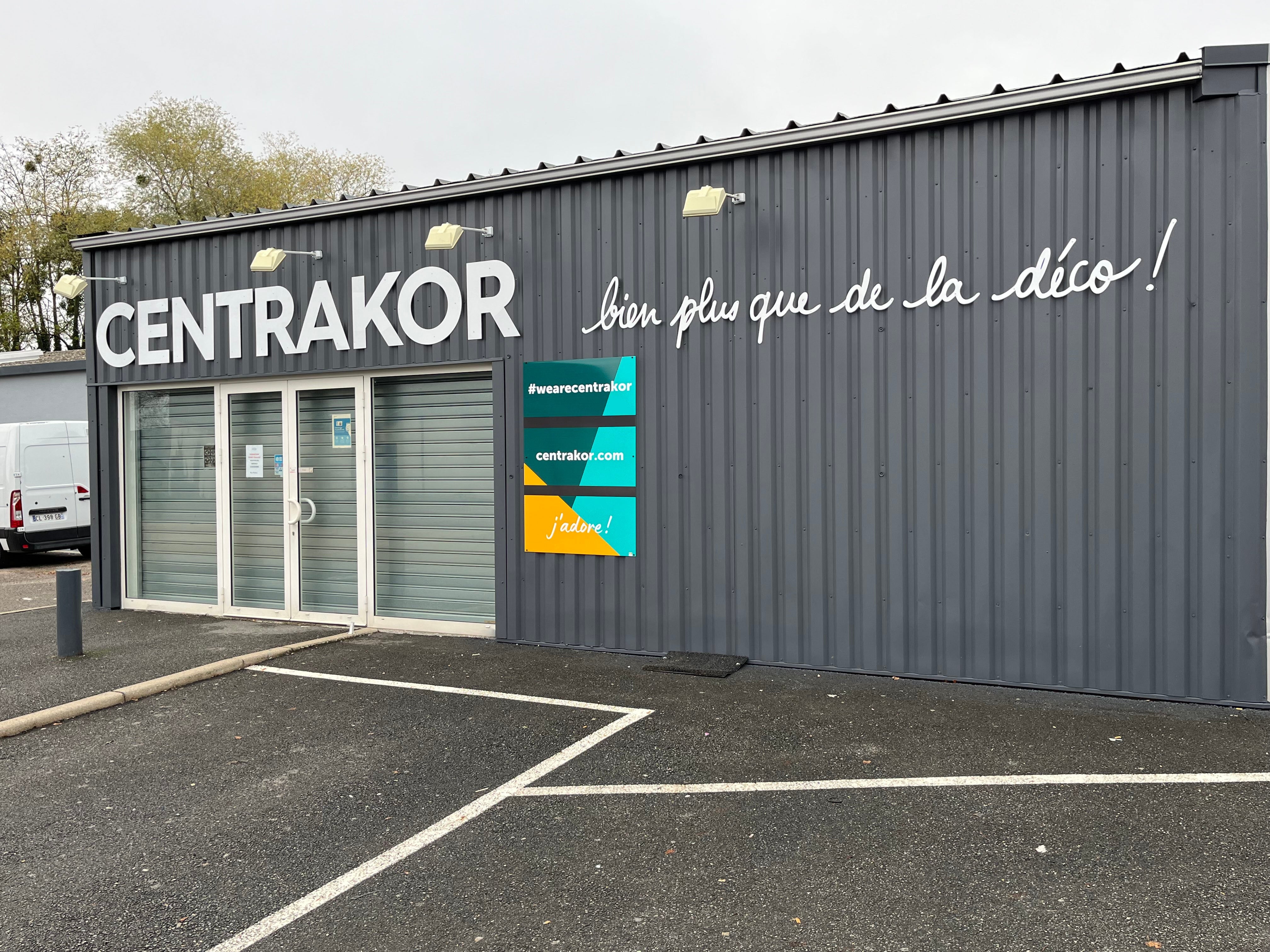 Enseigne et marquage vitrine