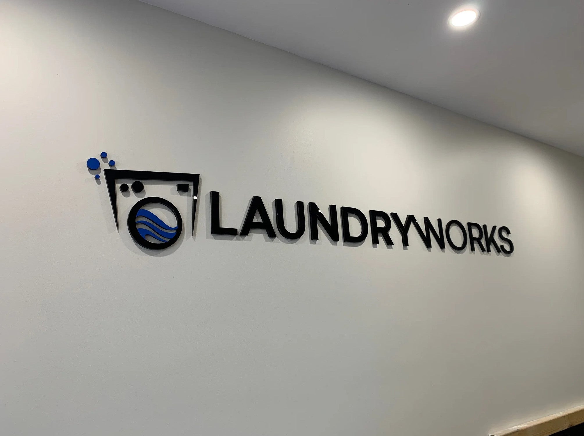 Shop Signage - Laundryworks - Watsonia