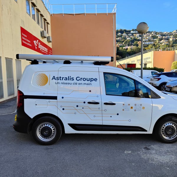marquage-vehicule-lettrage-decoupe-signarama-saint-laurent-du-var