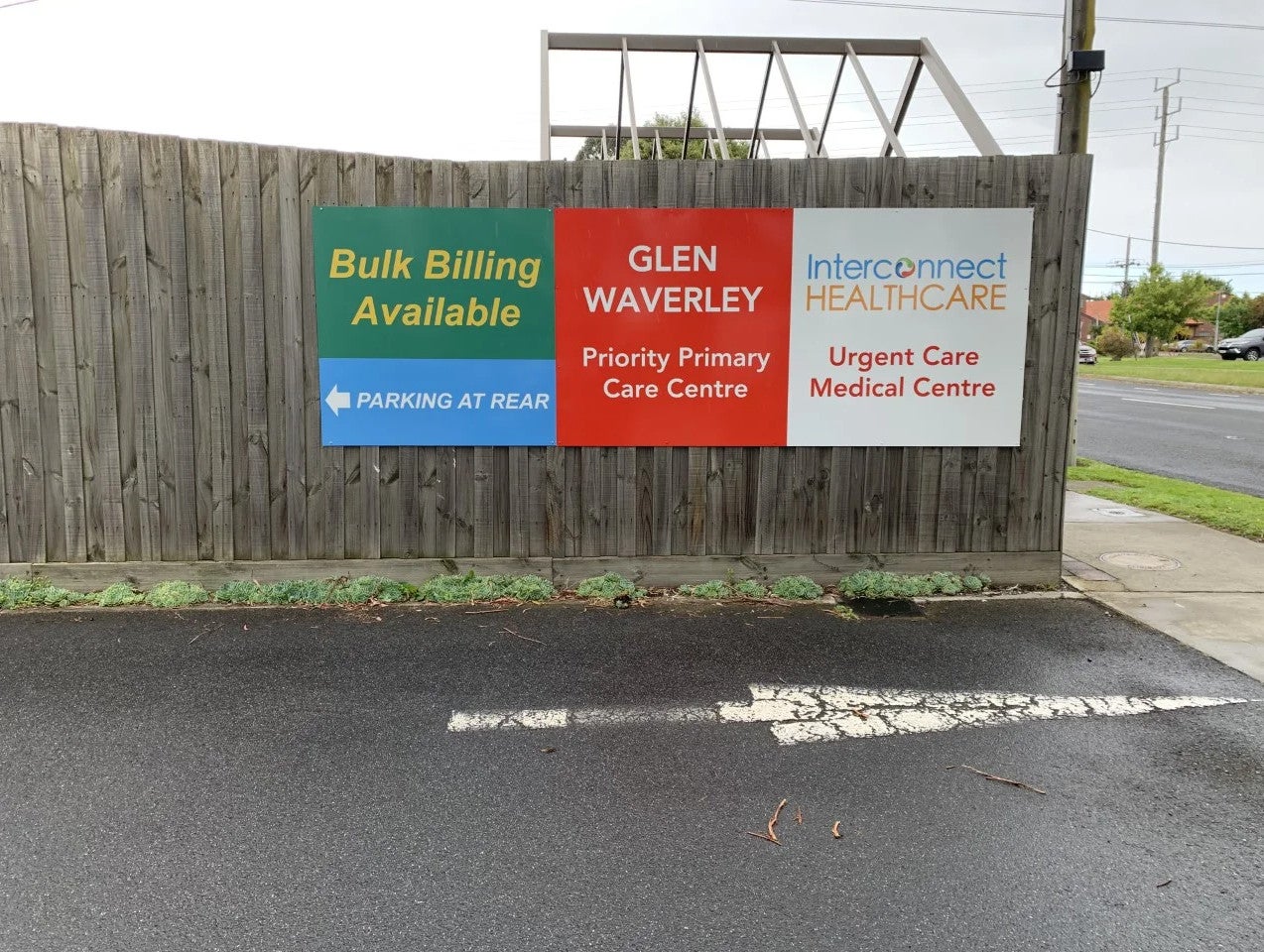 Clinic Signage - Interconnect Healthcare - Glen Waverley.