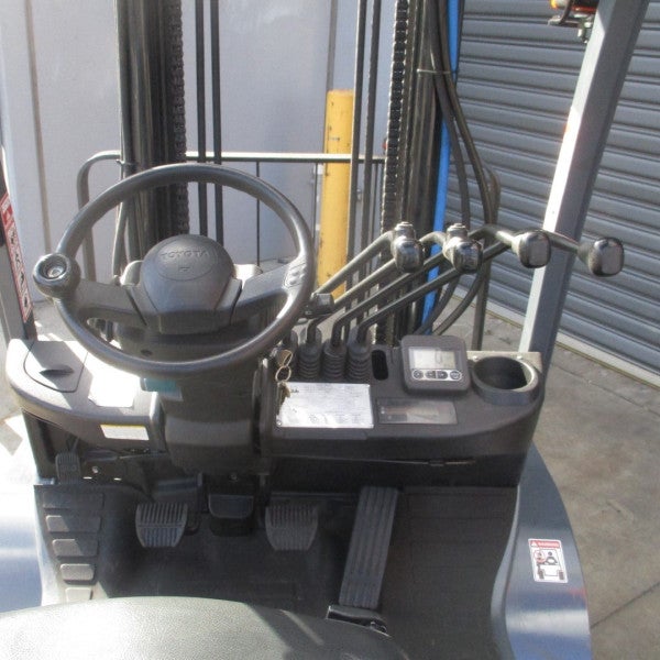 Used Toyota LPG Forklift #1874