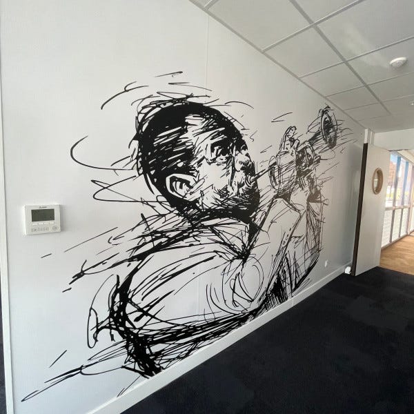 sticker-mural-adhesif-pour-mur-by-signarama-montpellier