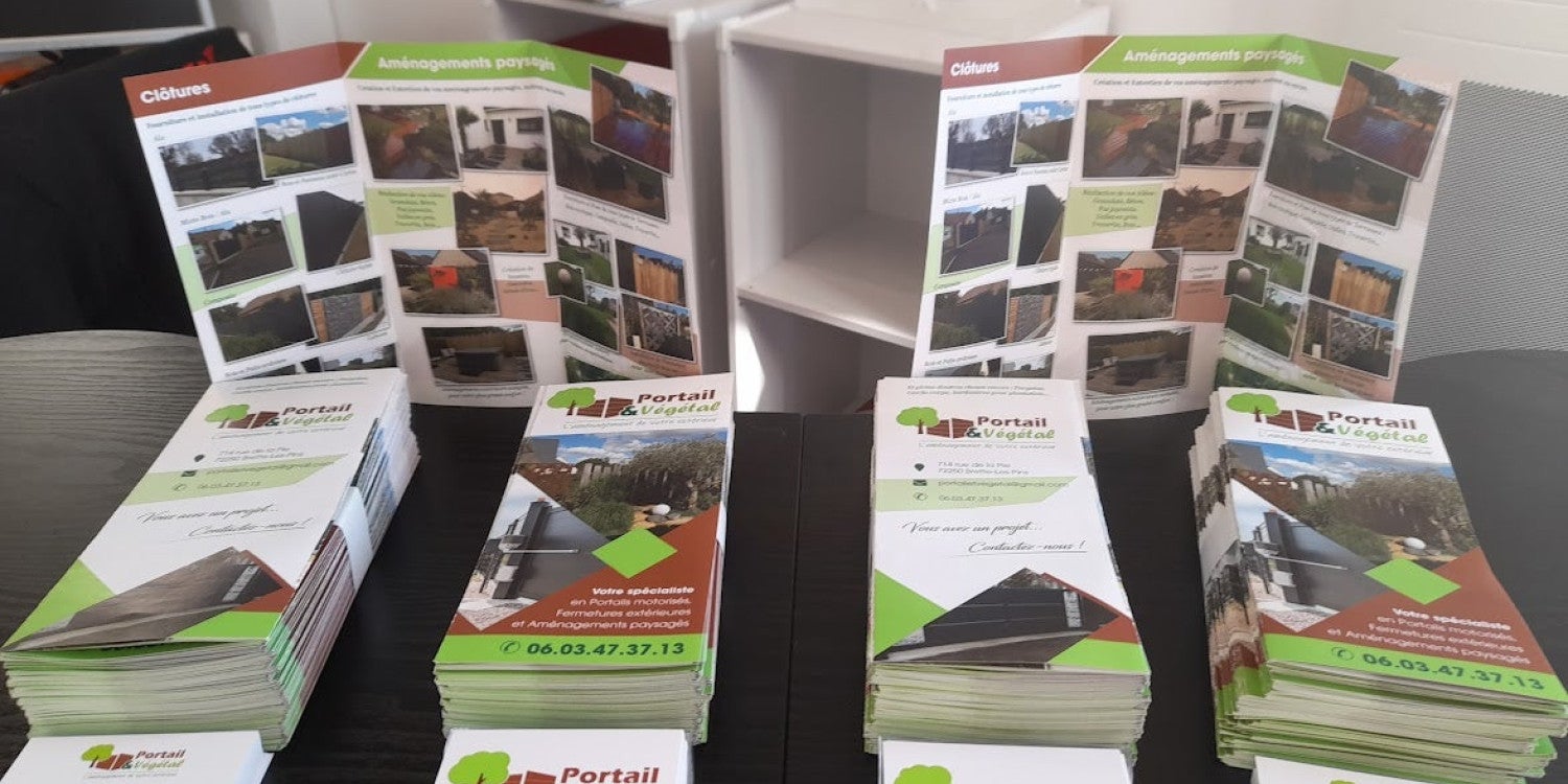 Brochure et dépliant