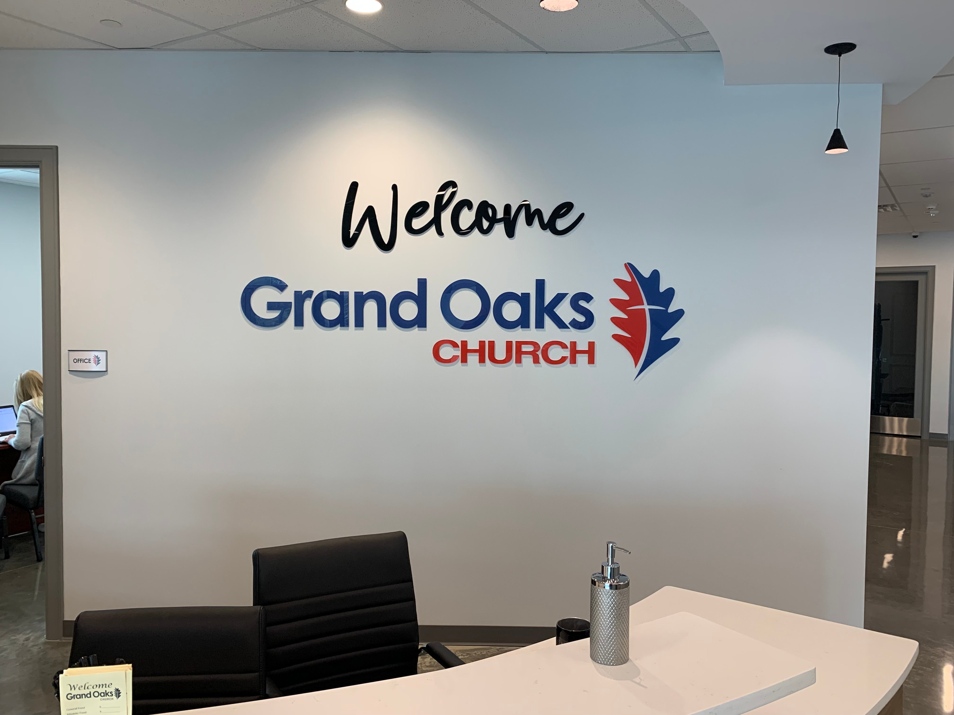 Building & Commercial Signs