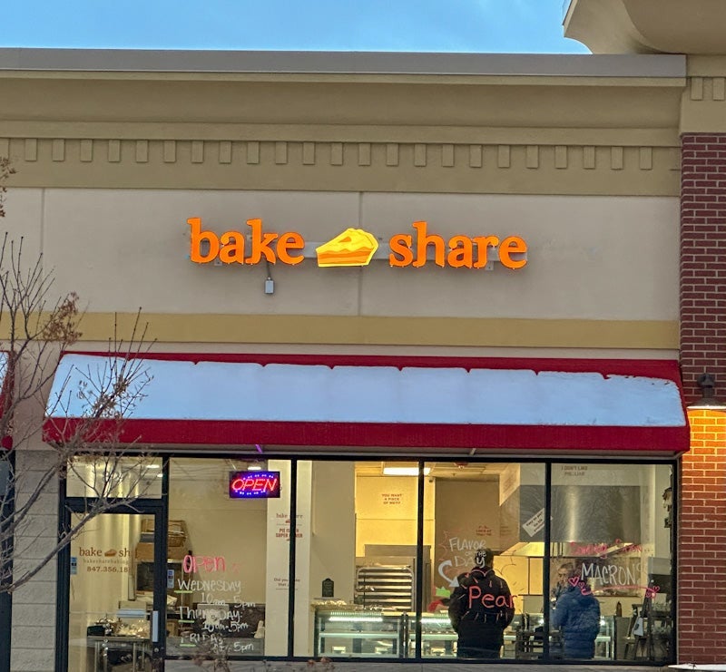 7 Essential Tips for Designing Eye-Catching Building Signs That Attract Customers
