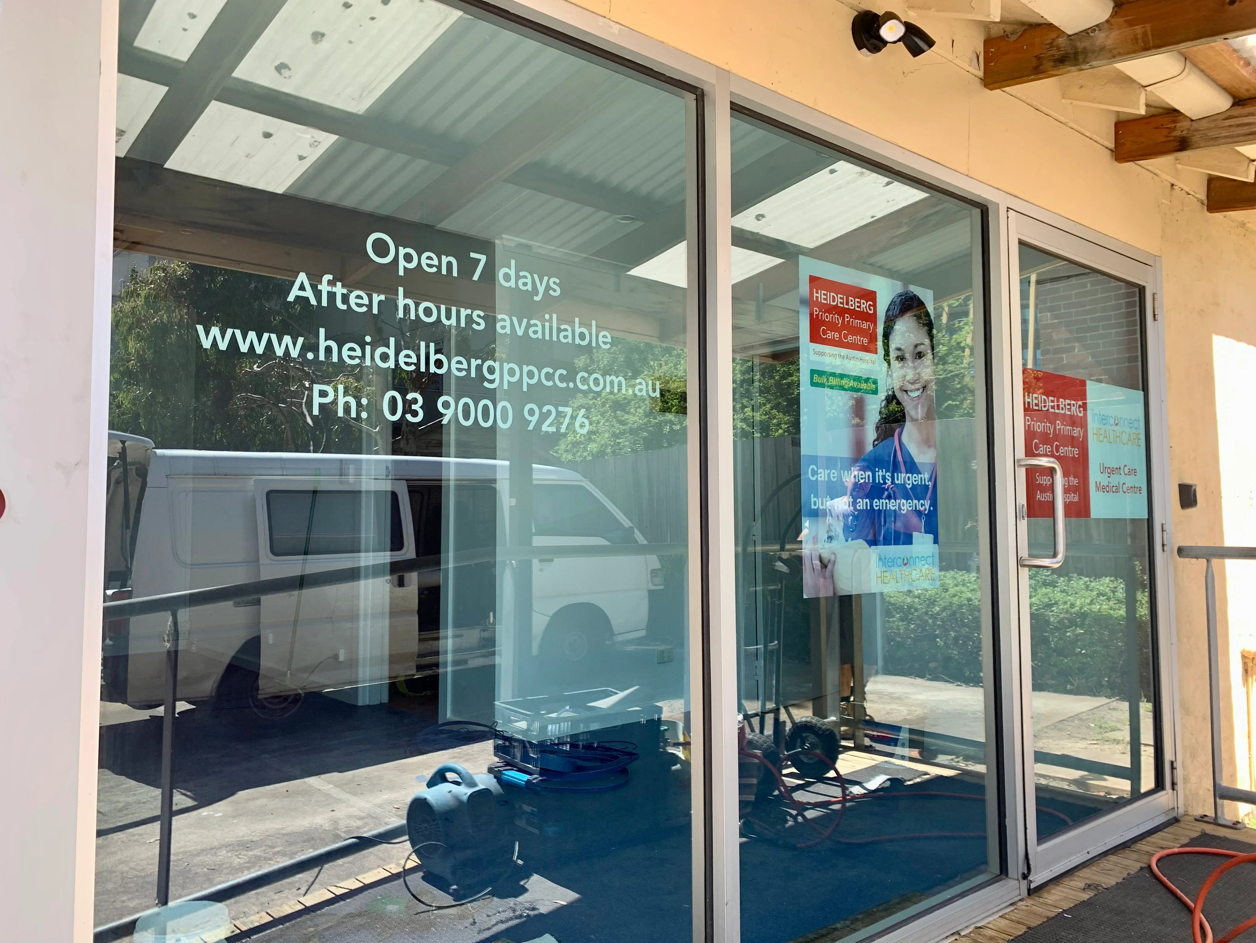Clinic Signage - Interconnect Healthcare - Heidelberg.