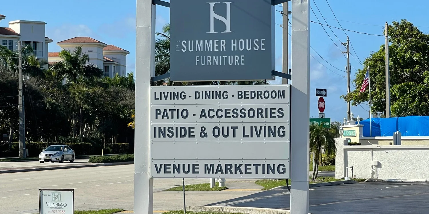 Custom Pylon Signs