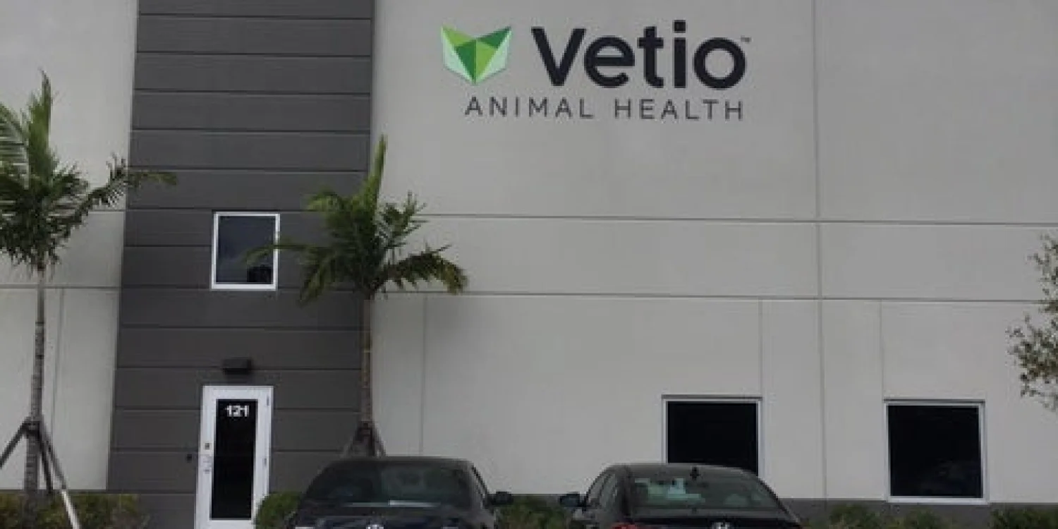 Building & Commercial Signs