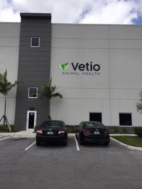 Building & Commercial Signs