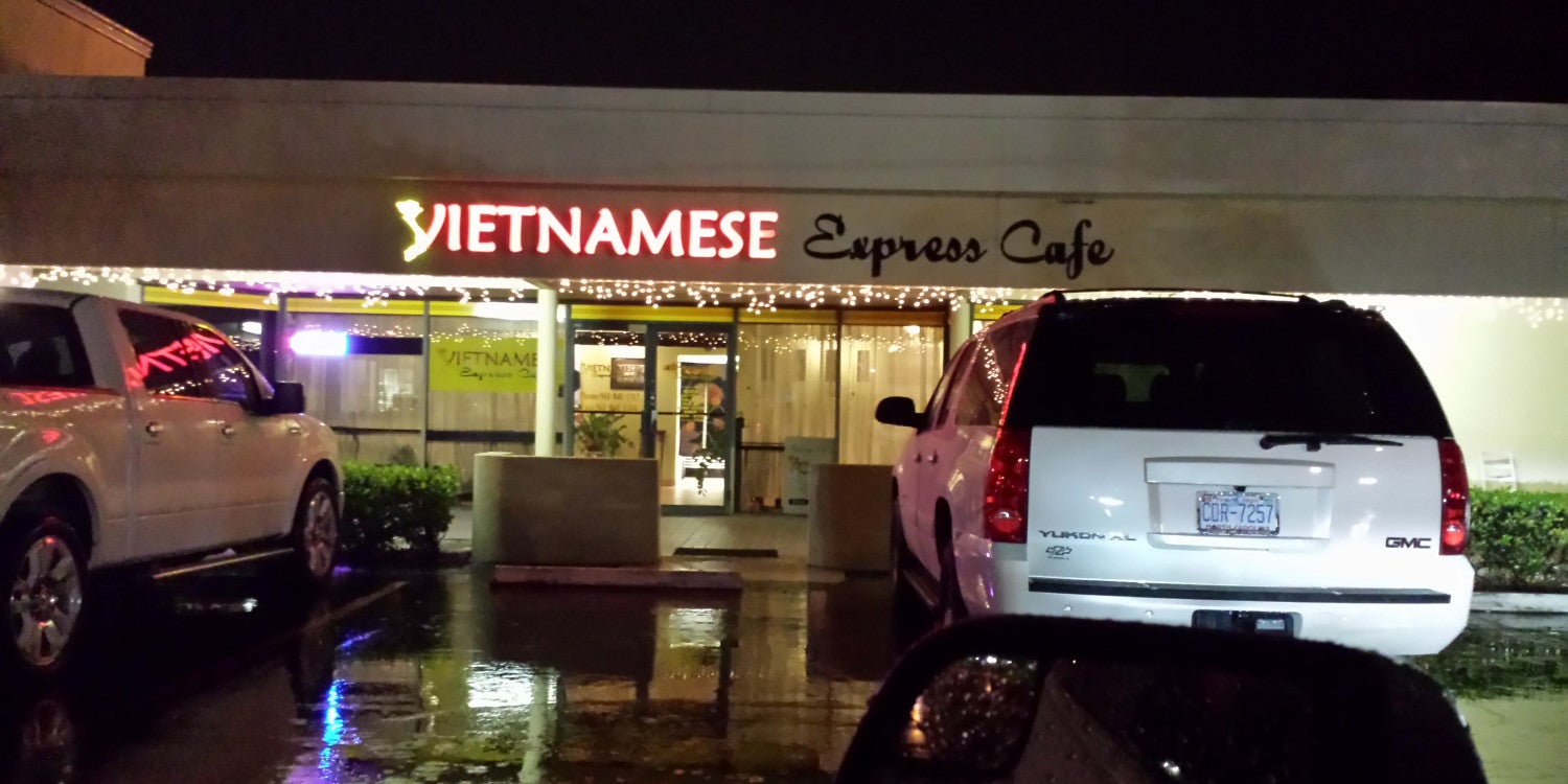 Illuminated & Lighted Signs