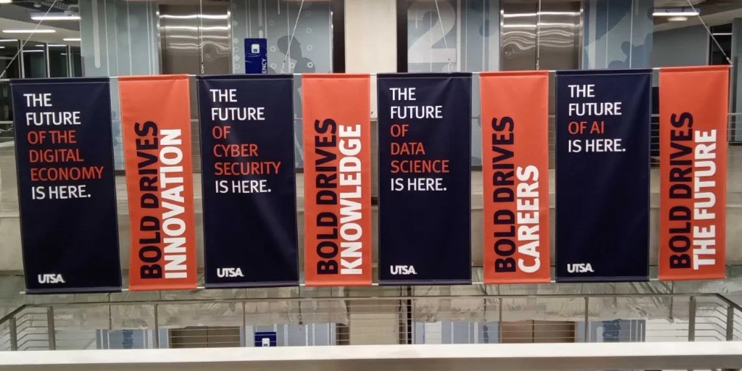 Teardrop Banners & Flags