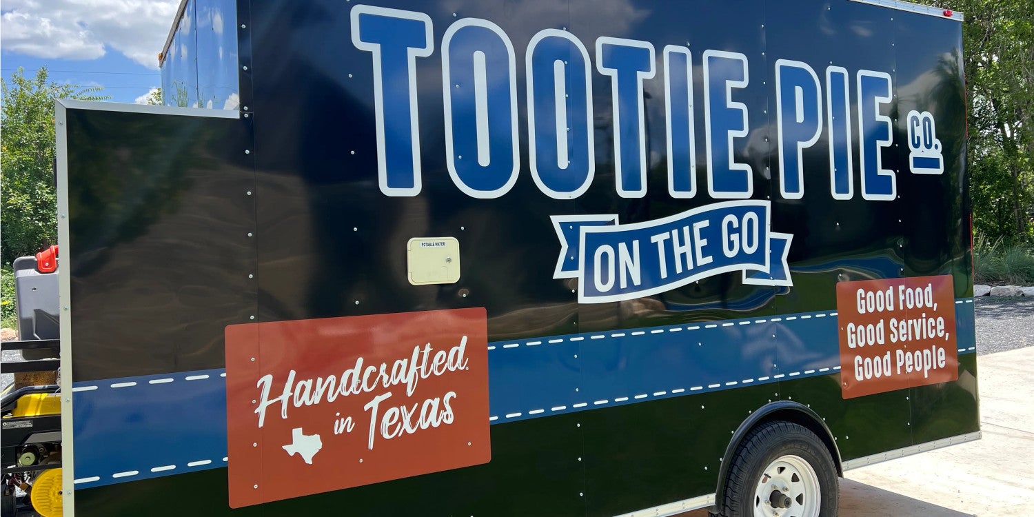 Trailer Wraps, Signs & Graphics