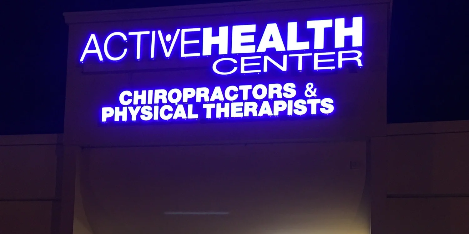 Illuminated & Lighted Signs