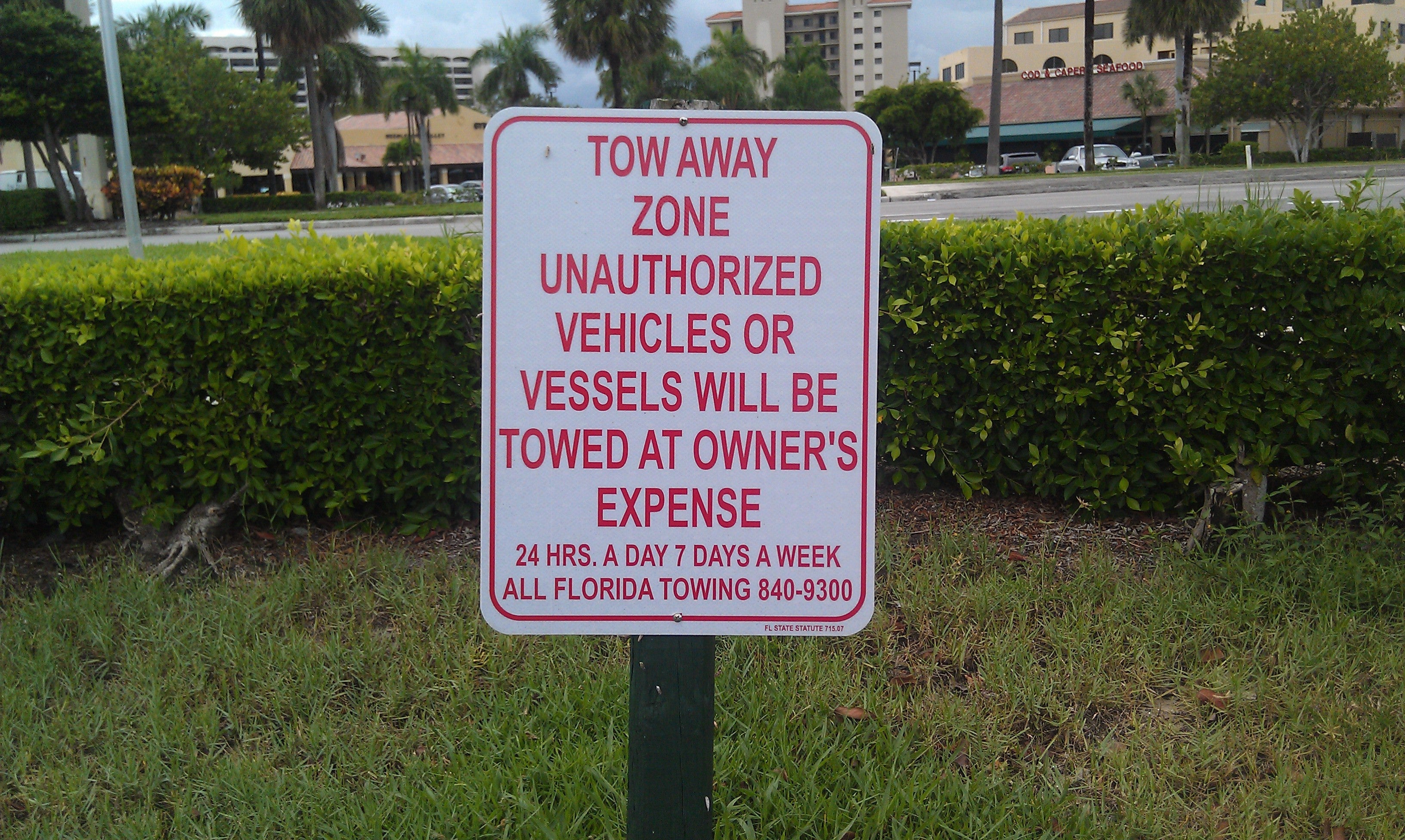 Freestanding & Standalone Signs