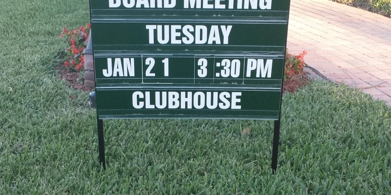 Sidewalk Signs & Curb Signs