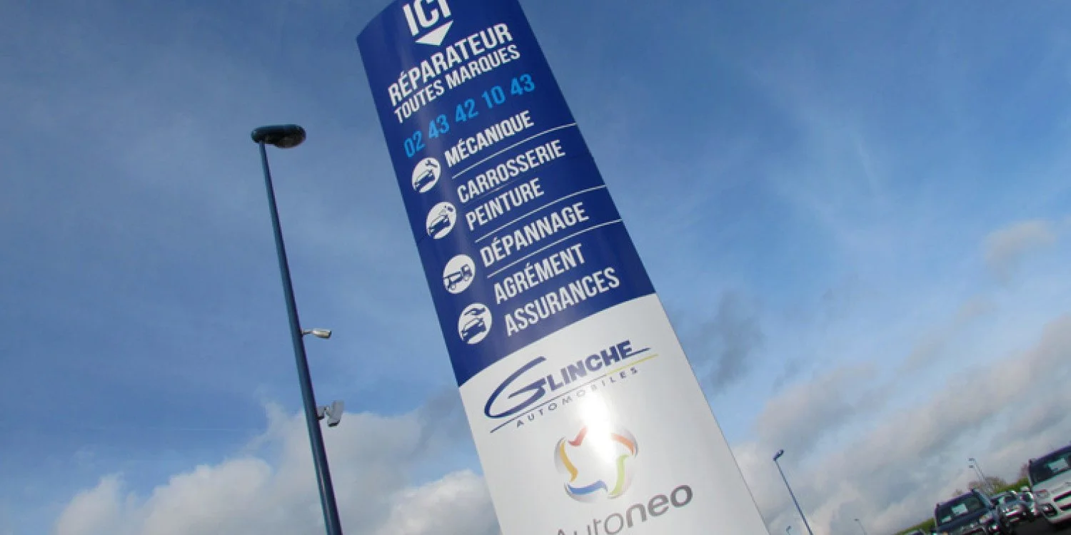 Totem et Panneaux publicitaires