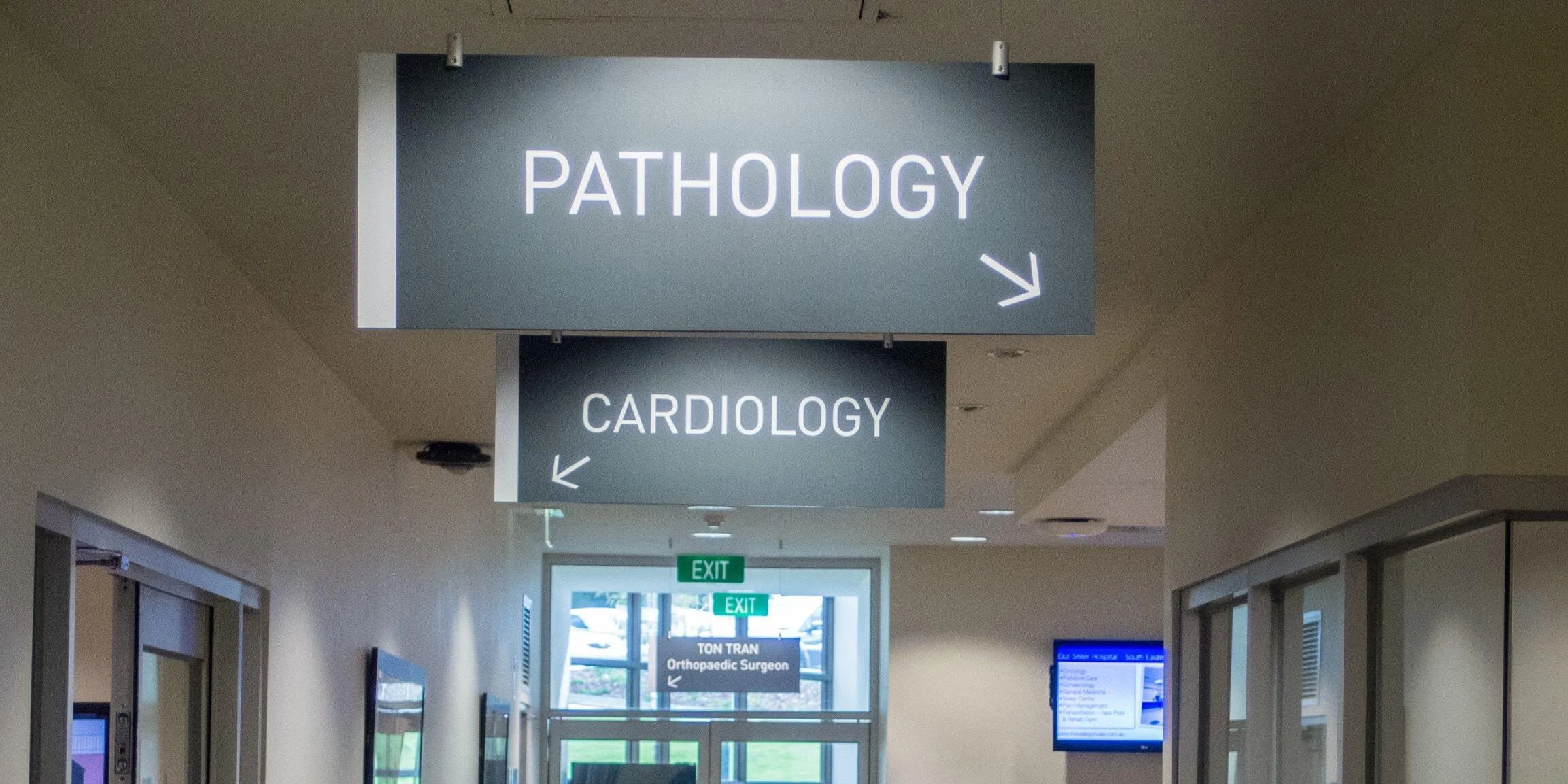Wayfinding & Safety Signs