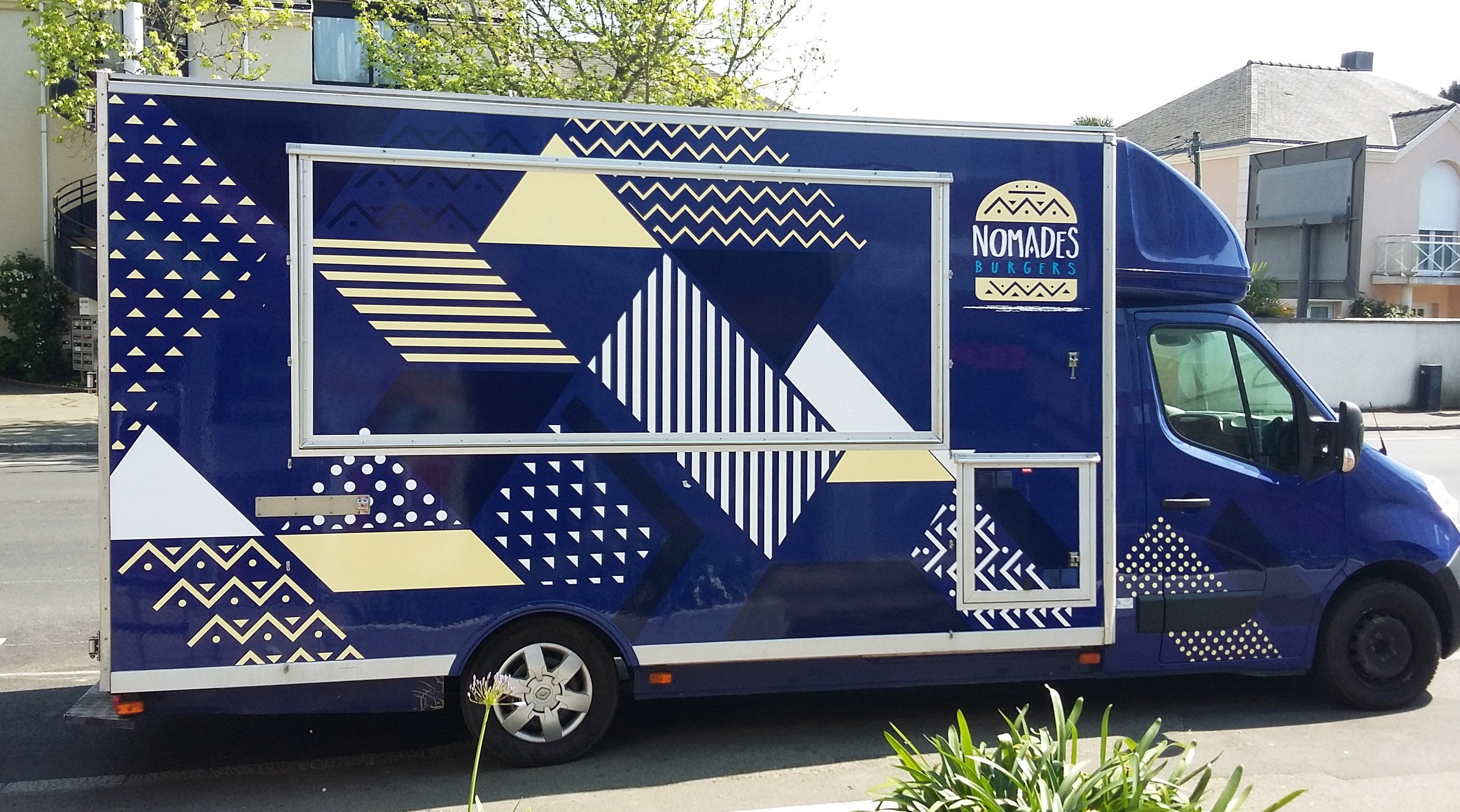 MARQUAGE FOOD TRUCK MONTPELLIER - ADHÉSIF FOOD TRUCK