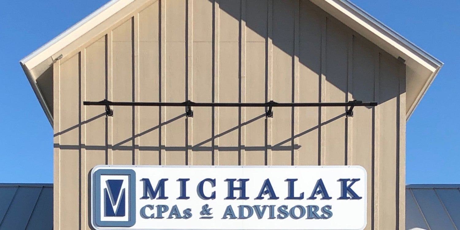 Custom Outdoor Signs for Business