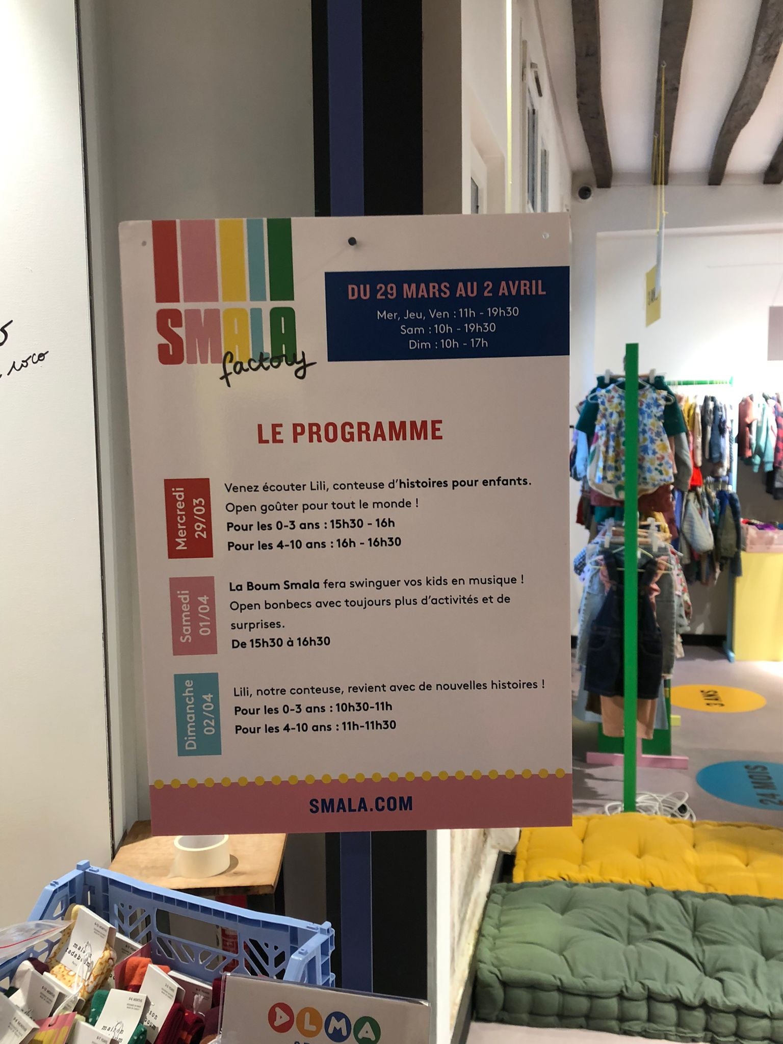 Réalisation de signalétique pour la boutique SMALA