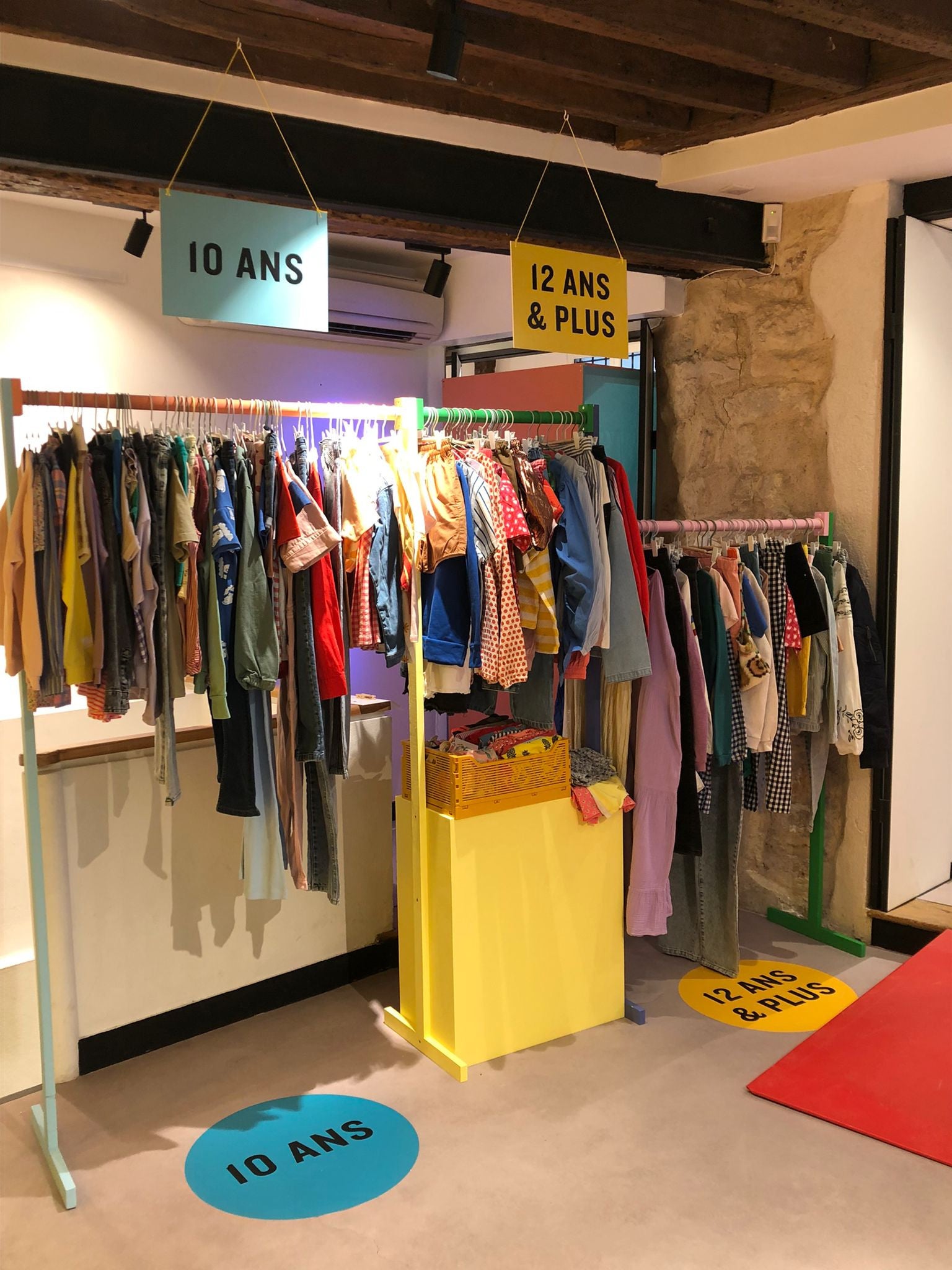 Réalisation de signalétique pour la boutique SMALA