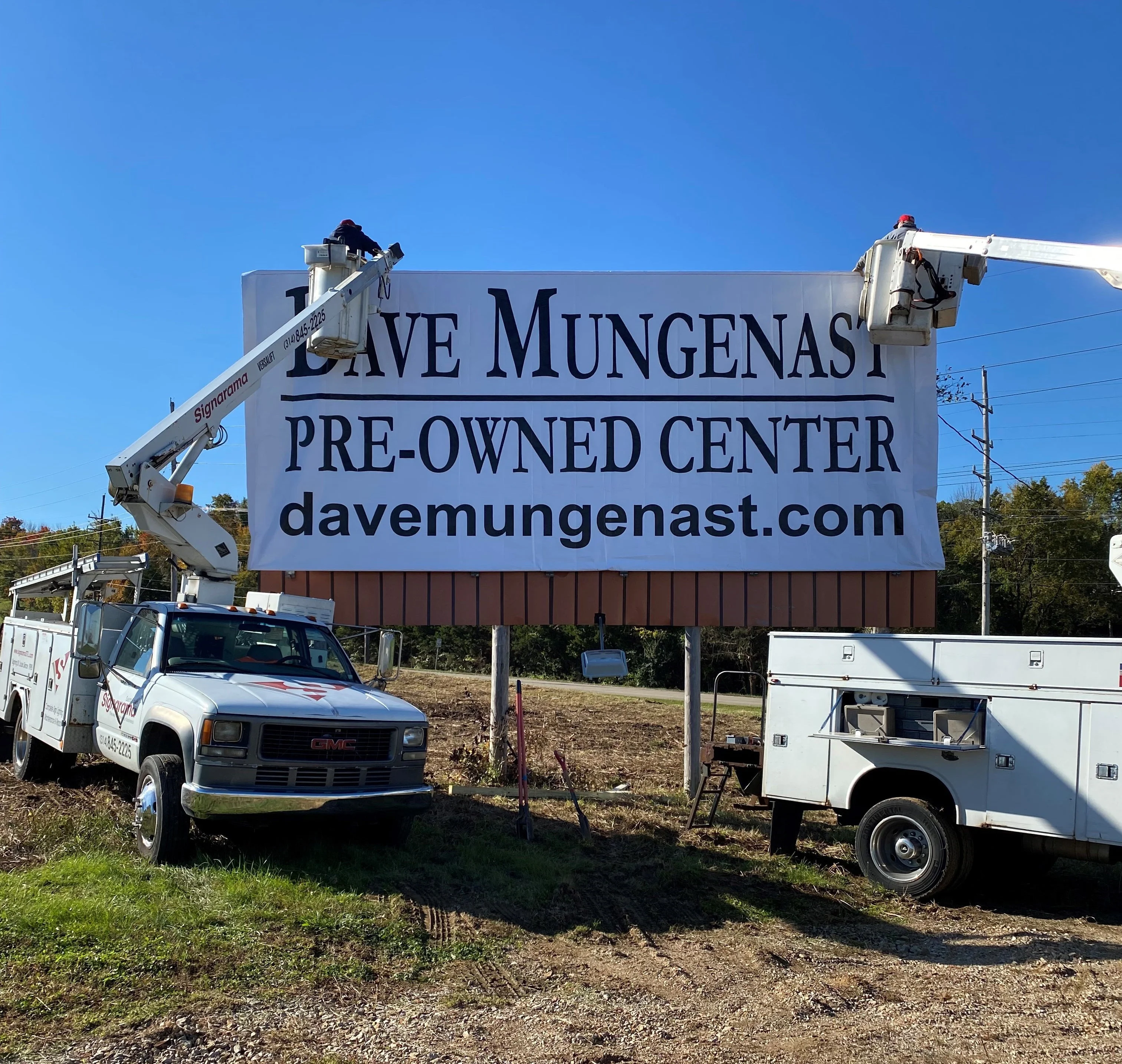 Sign Installation Services
