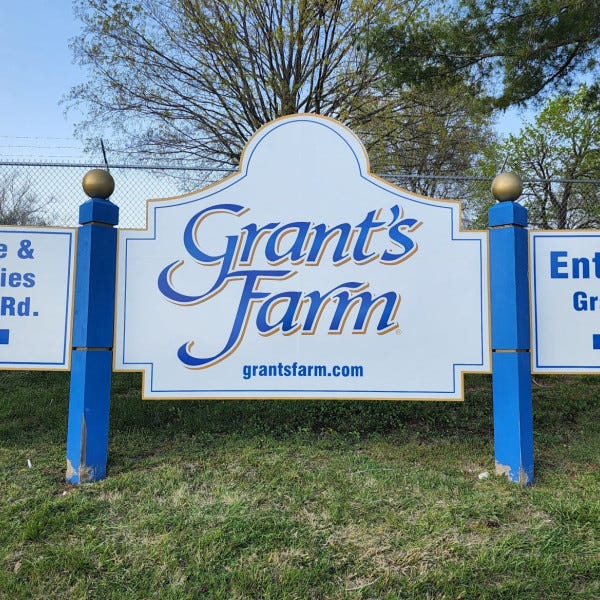 Grant's Farm Main sq