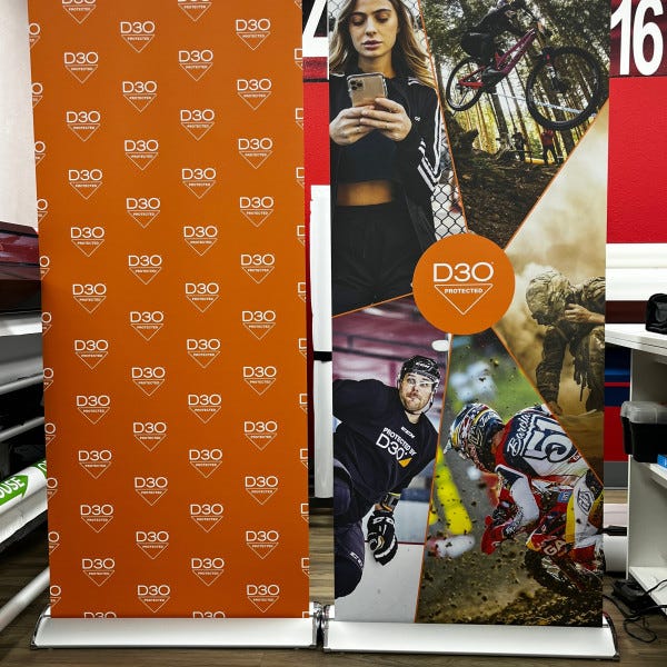 Retractable banner