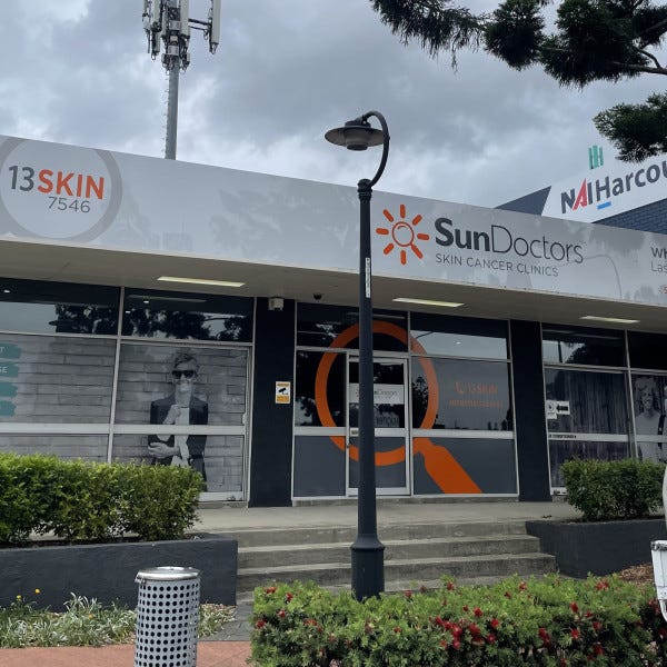 Shopfront Signage - Sun Doctors - Signarama Burleigh Heads