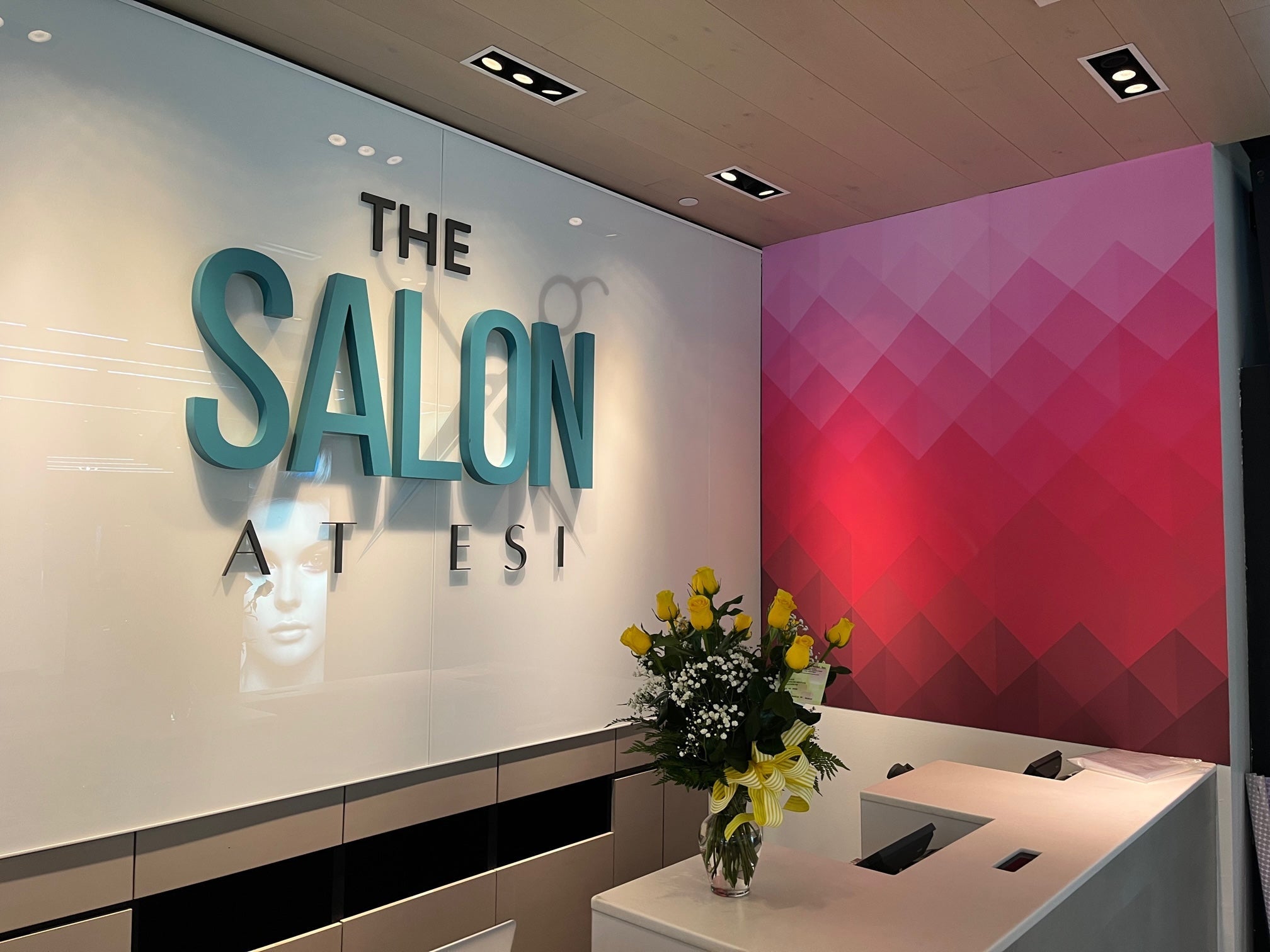 Sign Fabricators