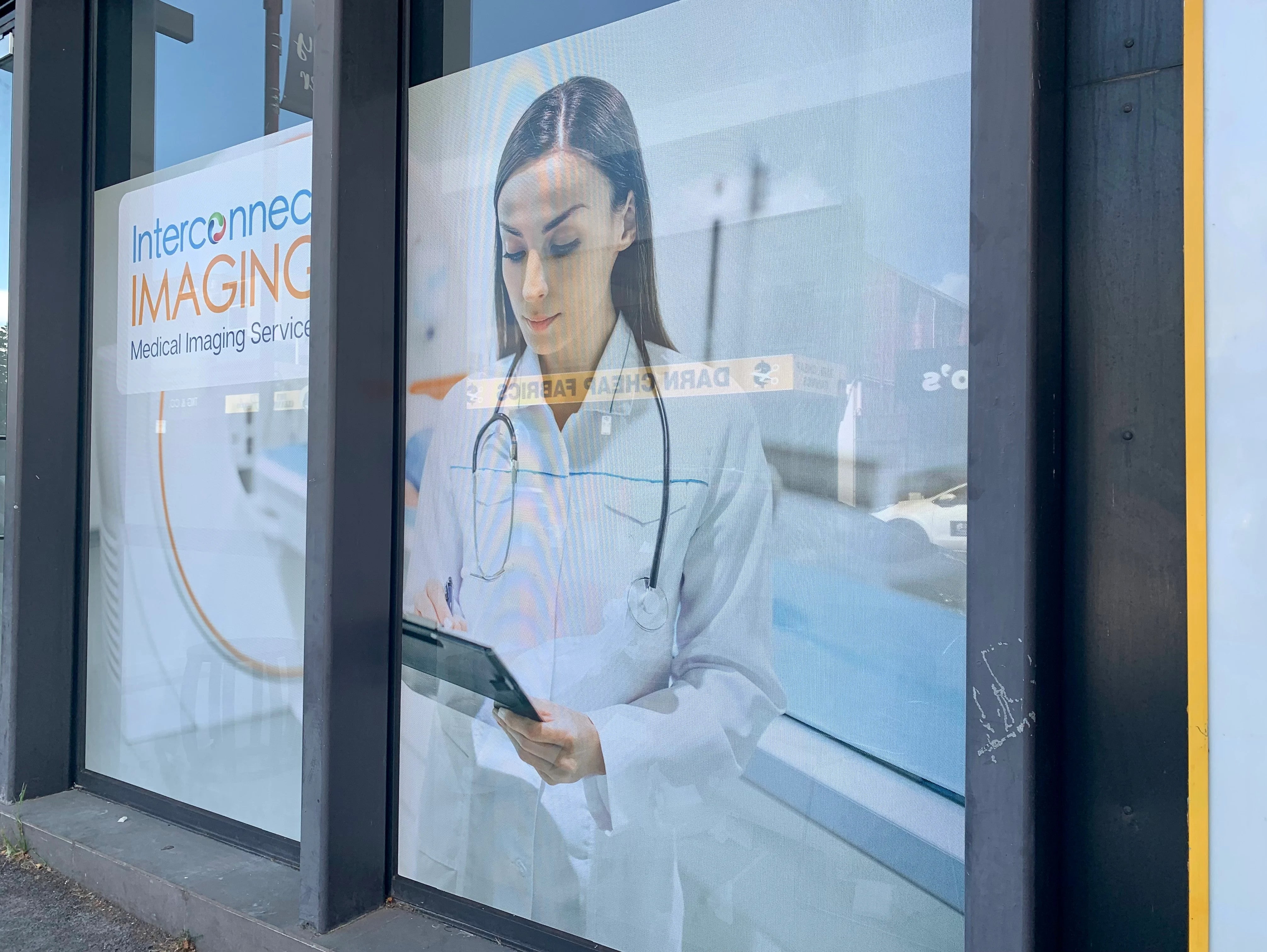 One Way Vision Windows - Interconnect Imaging - Heidelberg