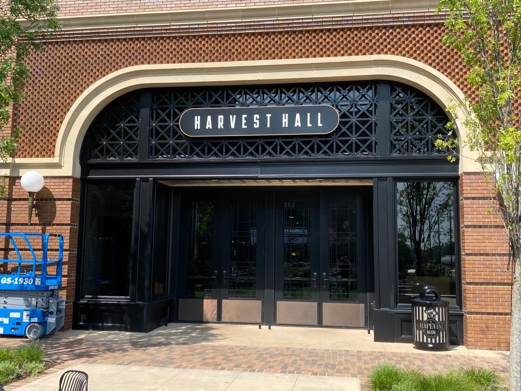Building & Commercial Signs