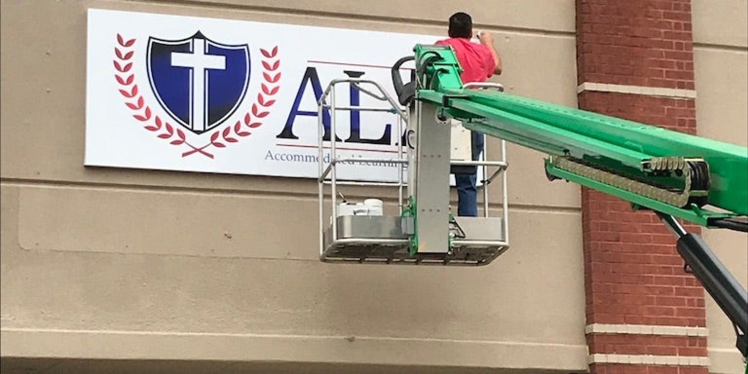 Sign Maintenance