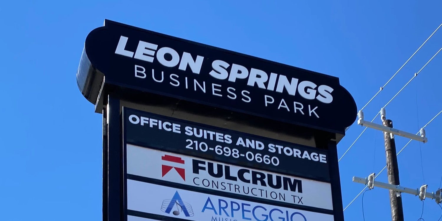 Custom Pylon Signs
