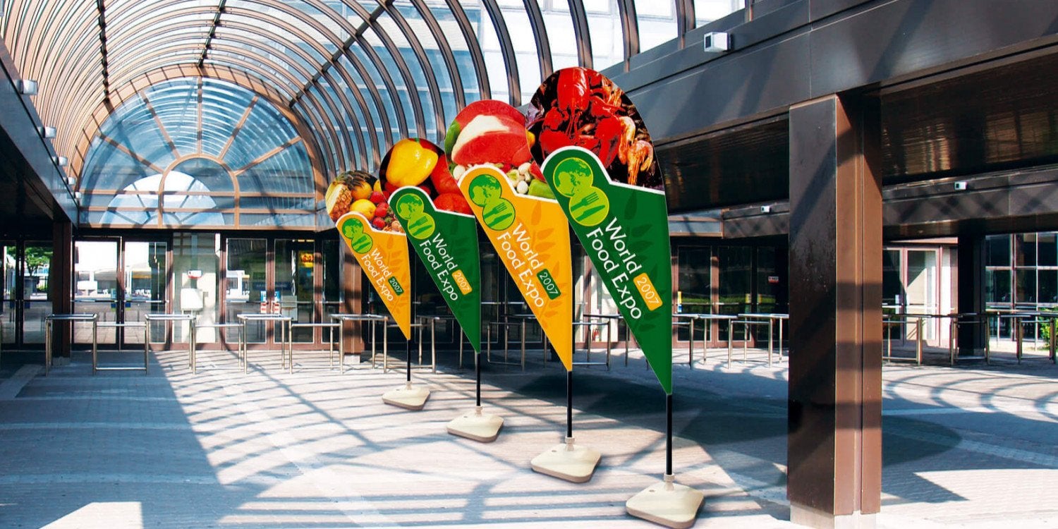 Teardrop Banners
