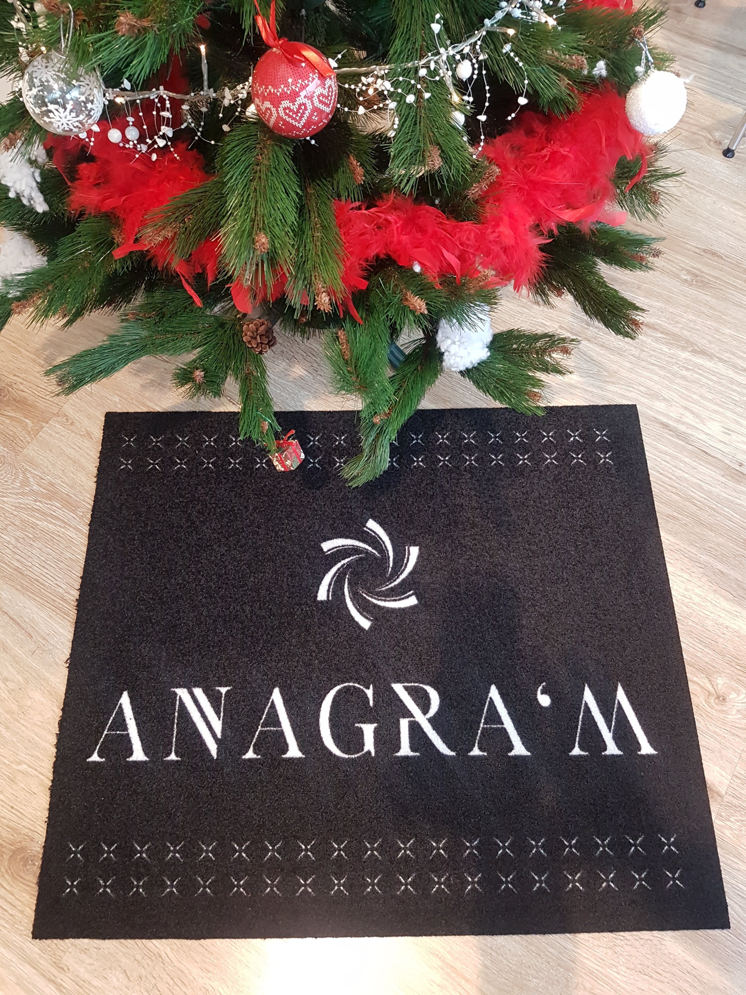 TAPIS PERSONNALISE & CARTE DE VISITE