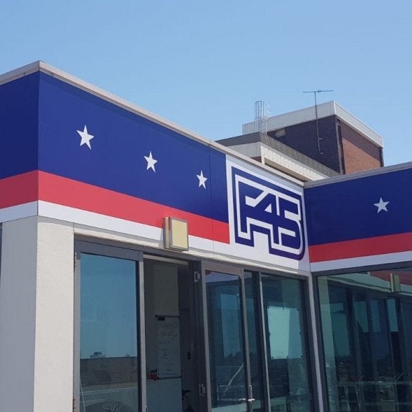 F45