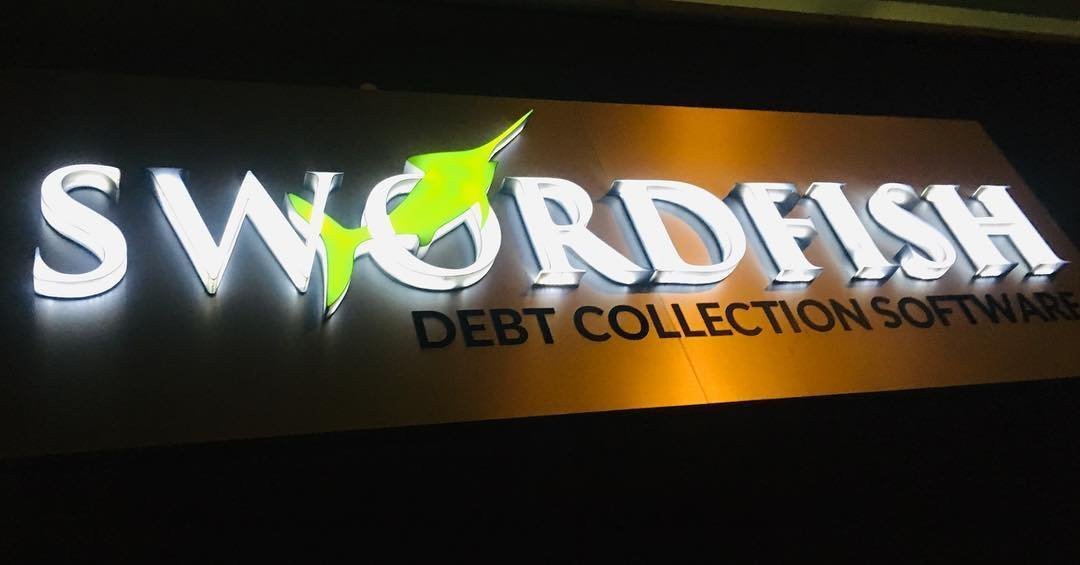 3 Dimensional fabricated illuminated letters logo day night acrylic on brushed aluminium composite
