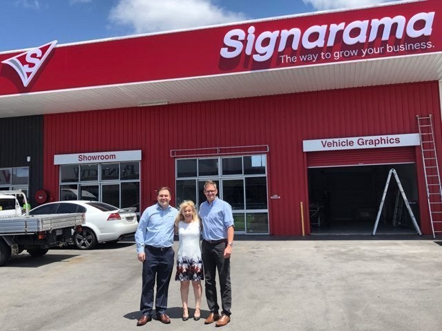 Signarama Maroochydore visited by our USA guest.