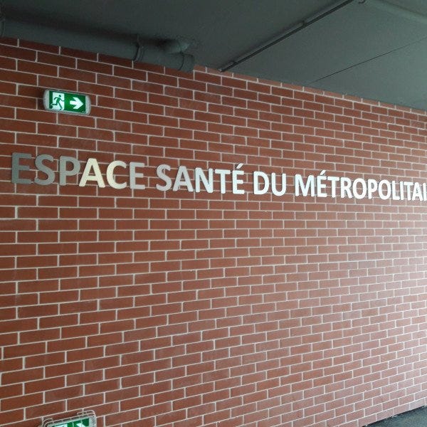 Espace Santé Lettres découpées en aluminium composite Signarama Nantes
