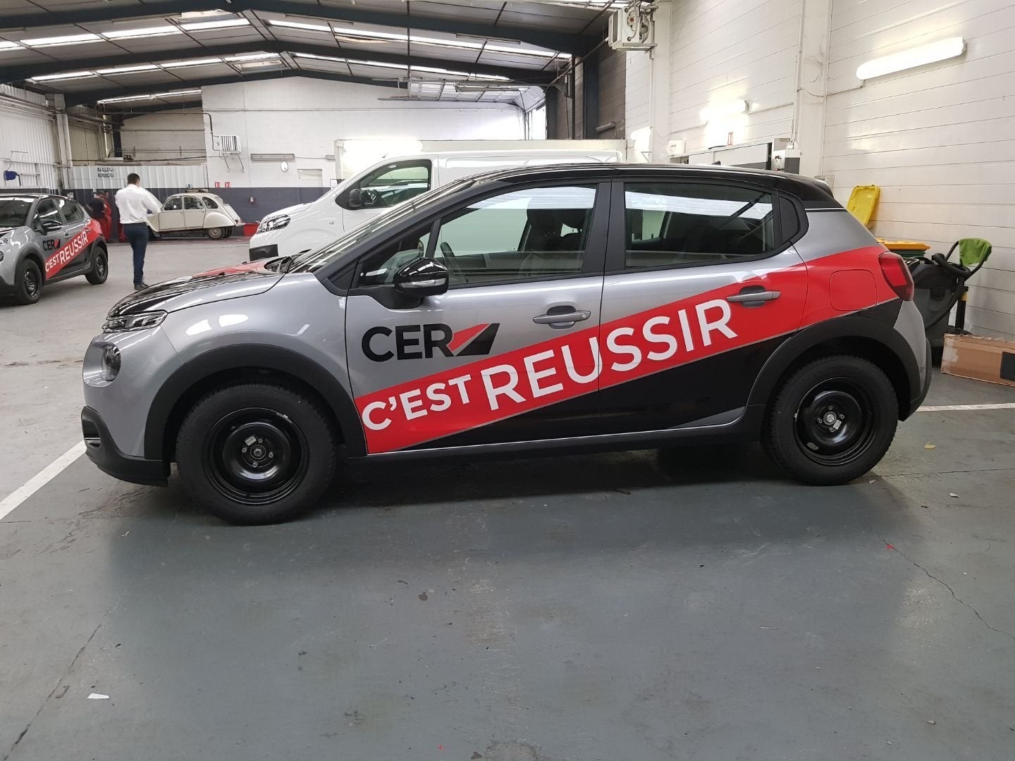 Marquage véhicule sur mesure - Marquage véhicule Montpellier