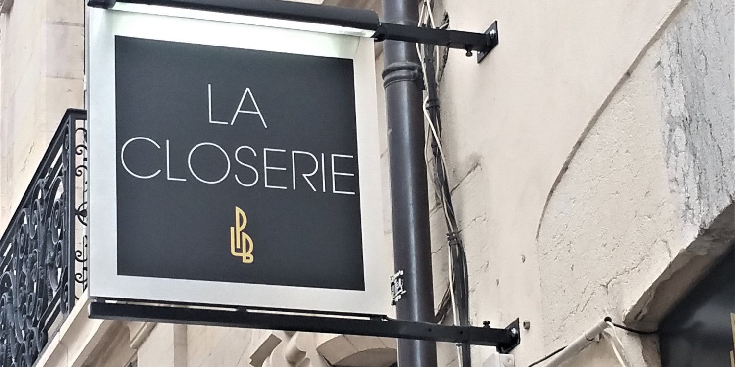 Enseigne Drapeau lumineux