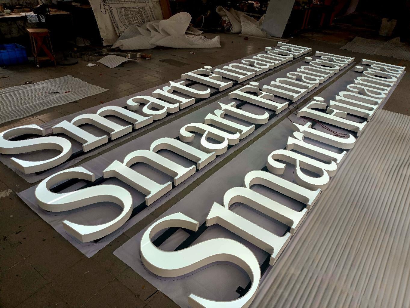 3D luminous signs
