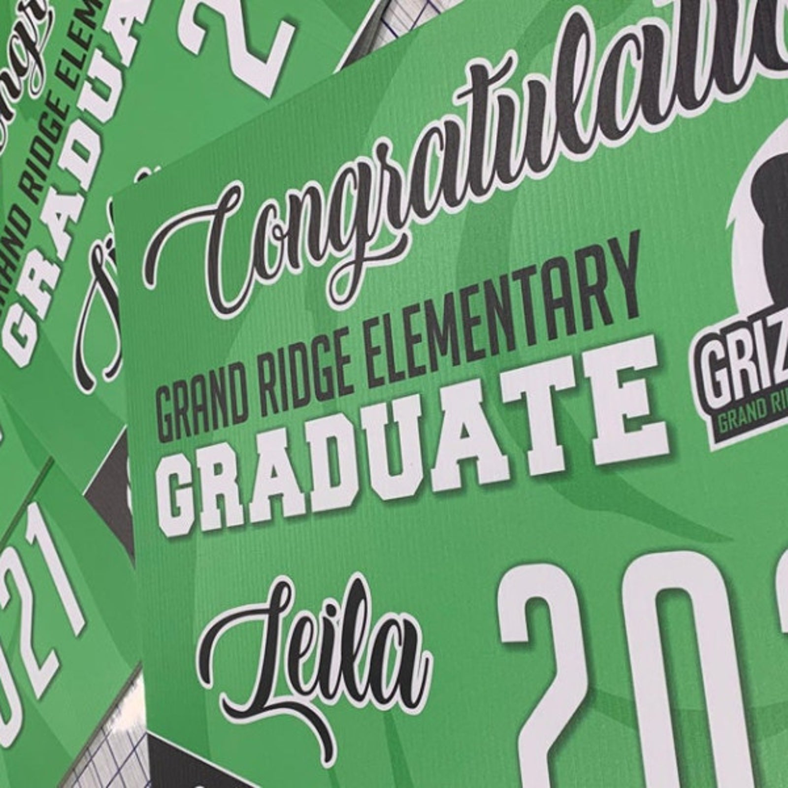 Sign Solutions for the End of the School Year and Graduation