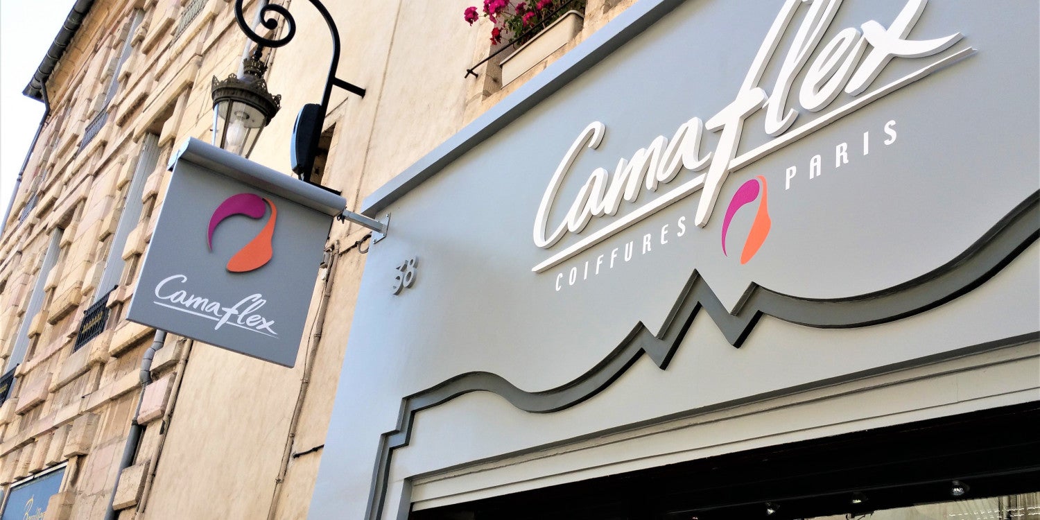 Enseigne Drapeau lumineux
